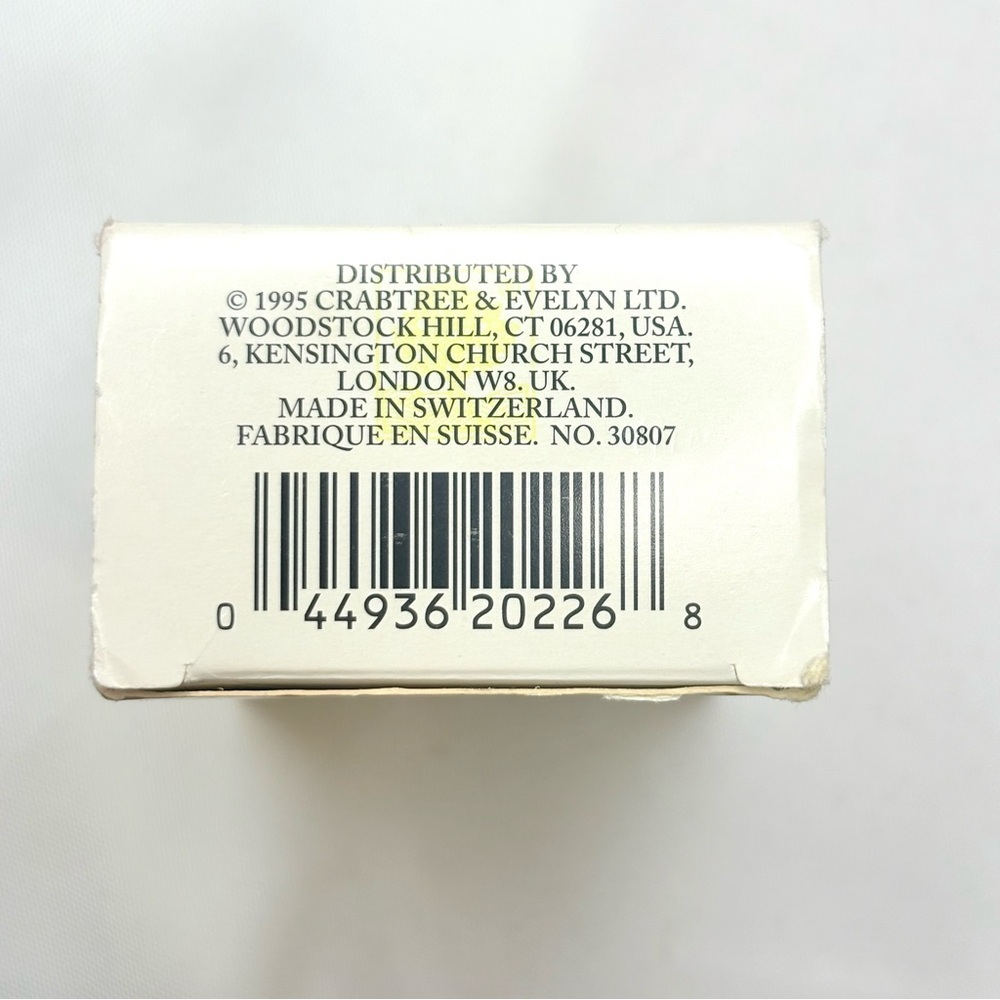 Vintage 1995 Crabtree & Evelyn Camomile Bar Soap 3.5 oz NOS Brand New RARE. - Picture 3 of 3